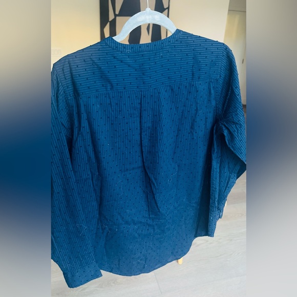 New Clare V. Le Tux Swiss Dots Pintuck Blouse M - Picture 3 of 5